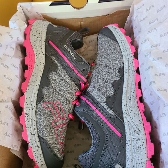 Women's Fila - Picture 6 of 6